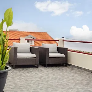 https://simo-house.madeira-islandshotels.com